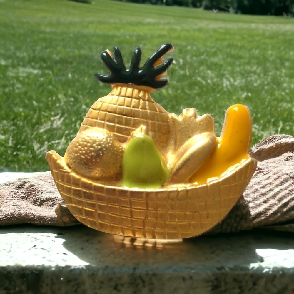 Vtg Gold‎ Tone Enamel Fruit Basket Brooch Pin Pineapple Banana Novelty  Kitschy